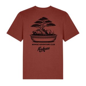 T-shirt unisexe Bonsai Adventure Club en coton bio – Kickasss Biarritz (earthy red)