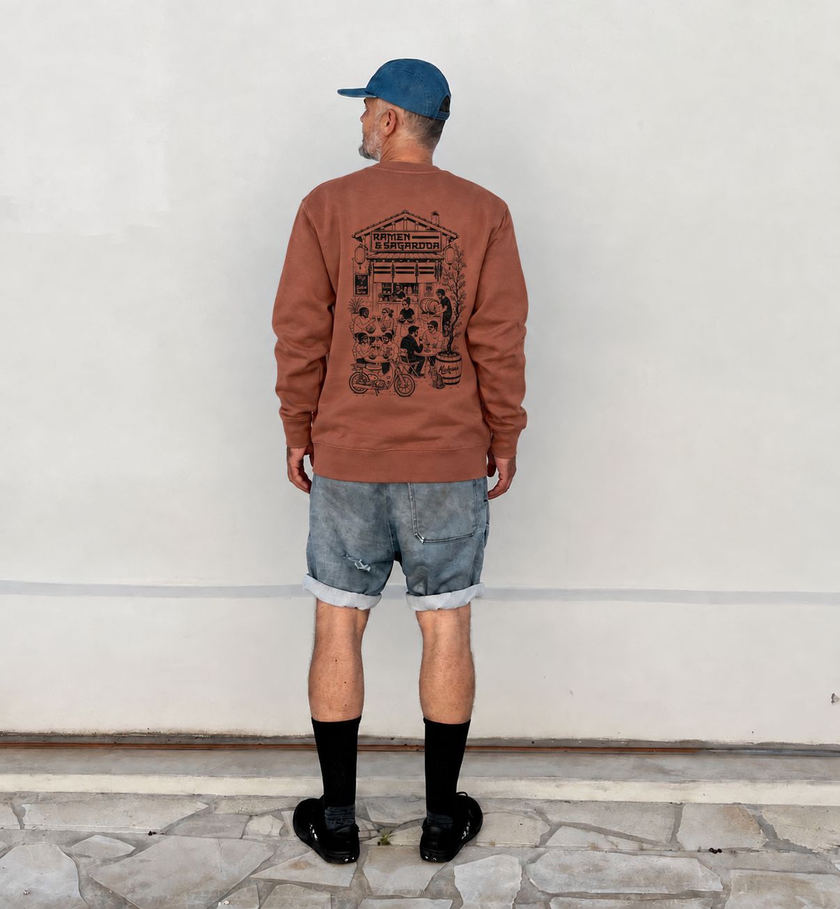 Sweat-shirt Kickasss Biarritz - Ramen & Sagardoa - Coton Bio - Édition Limitée (heritage brown)