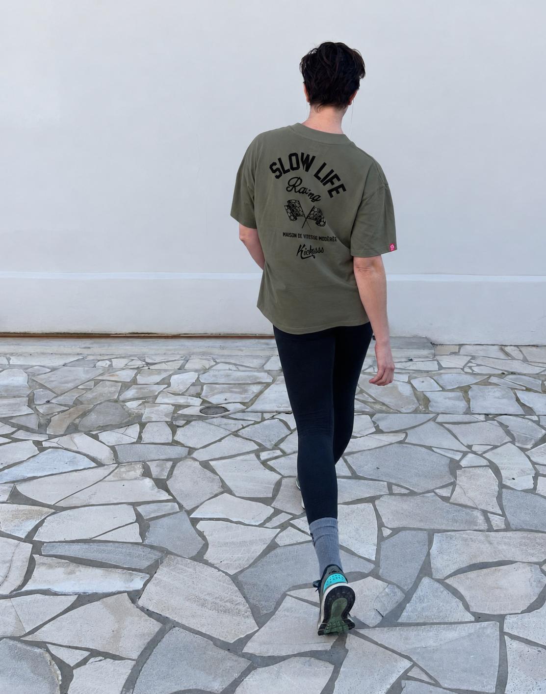 T-shirt oversize Kickasss Biarritz Slow Life Racing - Shellby Limited Edition (kaki)